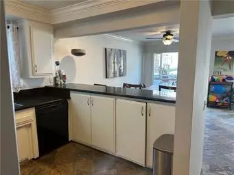 Newport Beach, CA 92663,5000 Seashore DR A