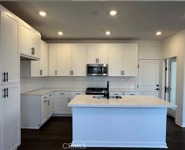 Corona, CA 92883,4088 shada