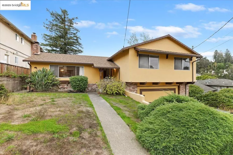 4704 Scotia Ave, Oakland, CA 94605