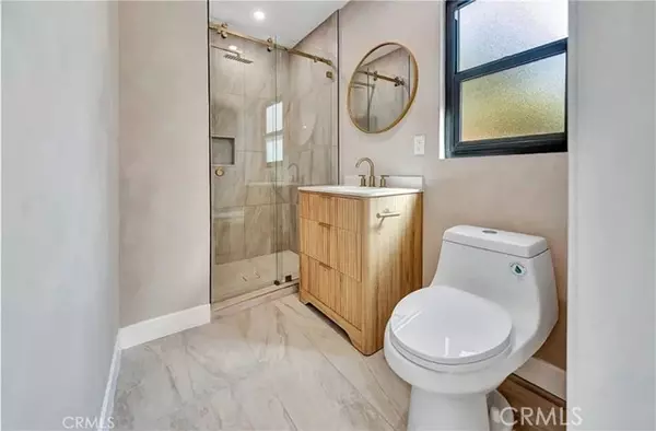 Tarzana, CA 91335,19434 Calvert