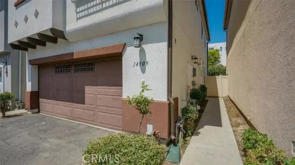 Sylmar, CA 91342,14909 Navarre WAY