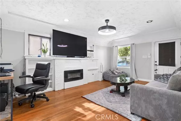 Long Beach, CA 90805,5590 Lewis