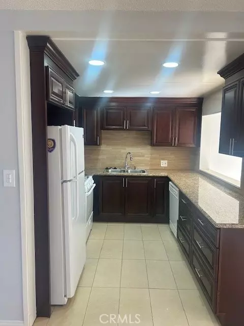 Encino, CA 91316,17430 Martha ST