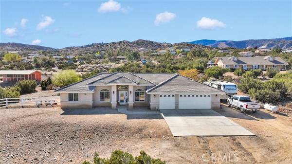 2909 Silver Ridge DR, Pinon Hills, CA 92372