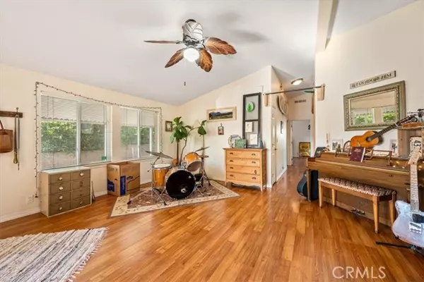 Nipomo, CA 93444,393 Uranus CT