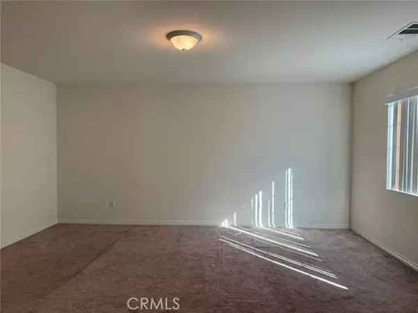 Fontana, CA 92336,7895 Sea Salt