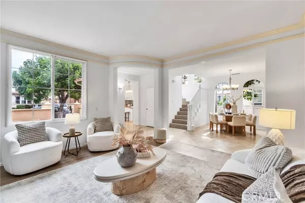 Irvine, CA 92602,57 Waterman