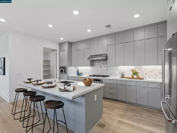 Fremont, CA 94538,44862 S Grimmer Blvd 301