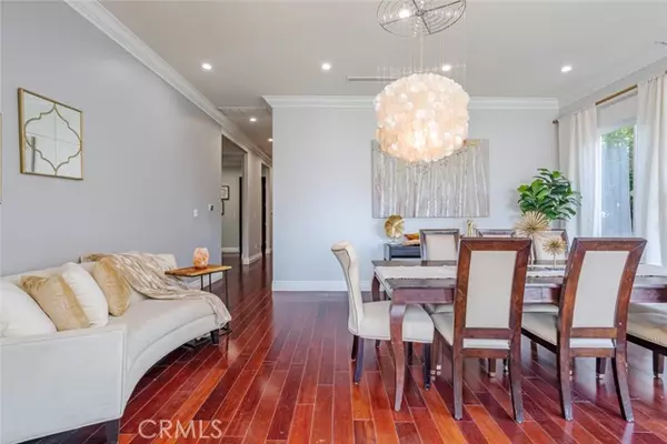 Van Nuys, CA 91401,12945 Calvert