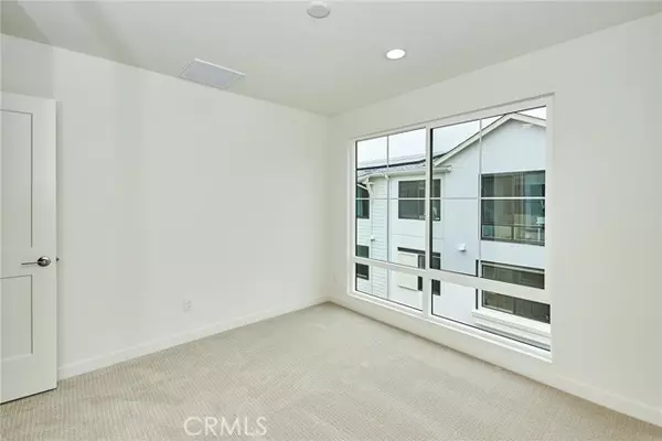 Carlsbad, CA 92008,4581 Amaranth LN