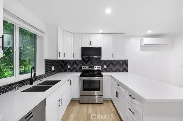 Encino, CA 91316,17000 Burbank BLD 101