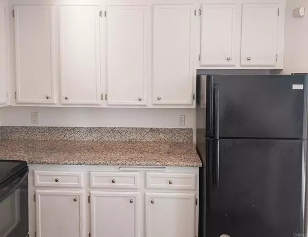 Carlsbad, CA 92009,7702 Caminito Puerto 201