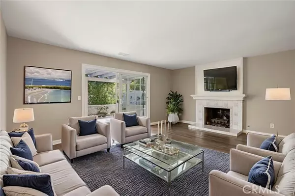 Chatsworth, CA 91311,10401 Willowbrae