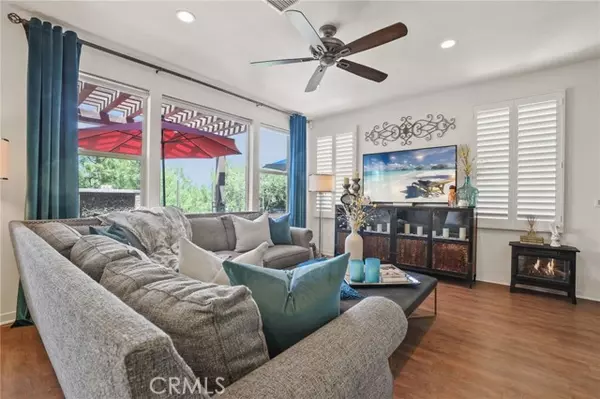 Lake Forest, CA 92630,41 Fuchsia