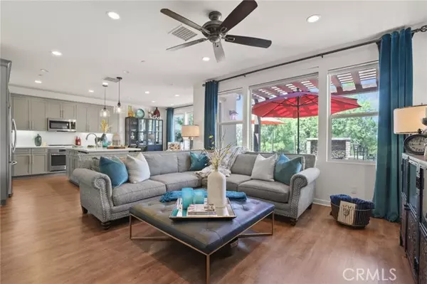 Lake Forest, CA 92630,41 Fuchsia