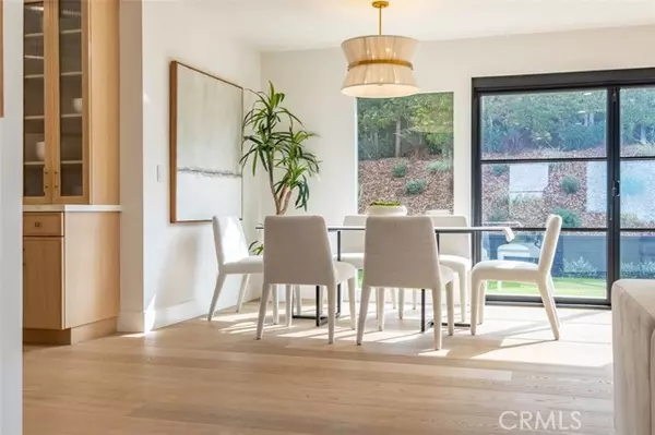 Redondo Beach, CA 90277,470 Camino De Encanto