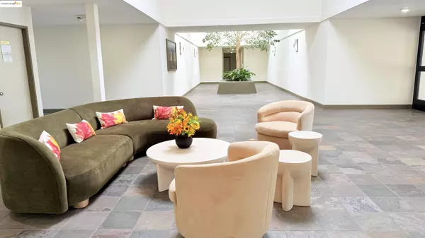 Alameda, CA 94501,2101 Shoreline Drive 265