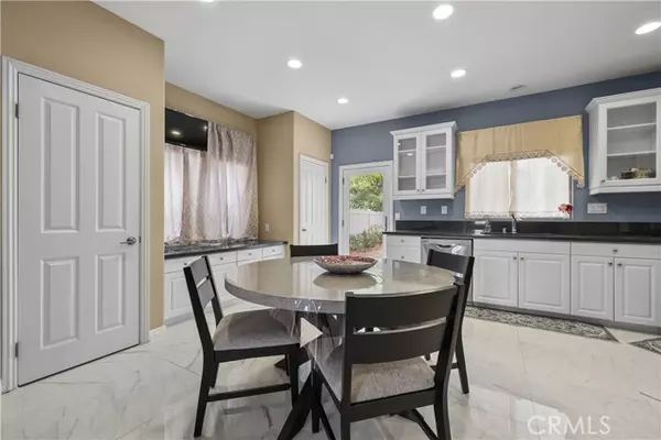 Canyon Country, CA 91387,17408 Winter Pine WAY