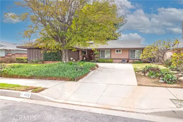 Covina, CA 91724,423 N Greer