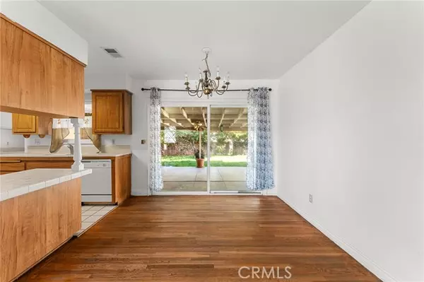 San Bernardino, CA 92404,5728 Elm