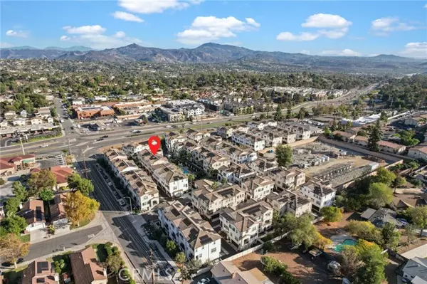 Escondido, CA 92025,427 Carina