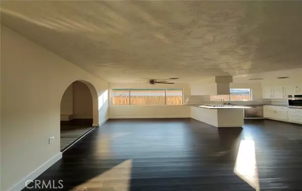 Bakersfield, CA 93309,4513 Summer Side