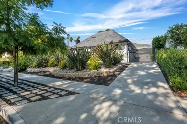 Glendale, CA 91201,1911 W Kenneth Rd