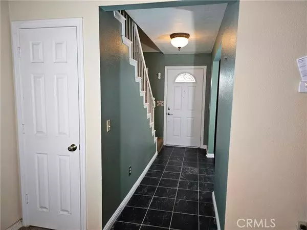 Oak Hills, CA 92344,8021 Macron ST