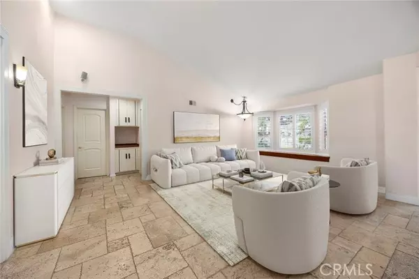 Anaheim Hills, CA 92808,352 S Mohler