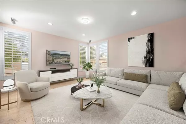 Anaheim Hills, CA 92808,352 S Mohler