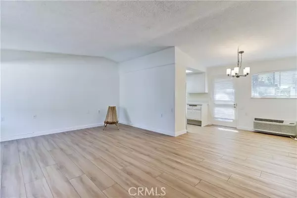 Laguna Woods, CA 92637,335 Avenida Sevilla B