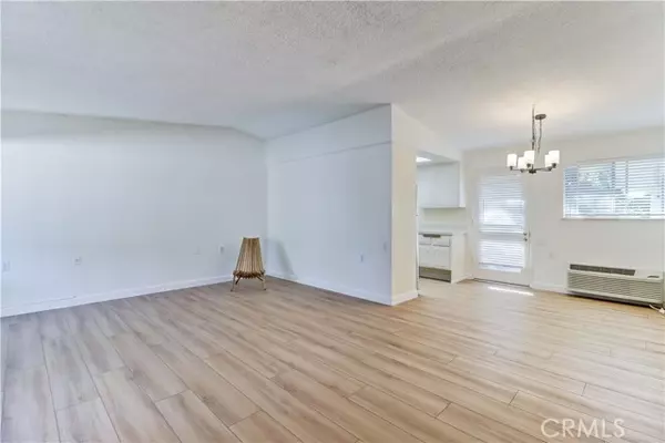 Laguna Woods, CA 92637,335 Avenida Sevilla B