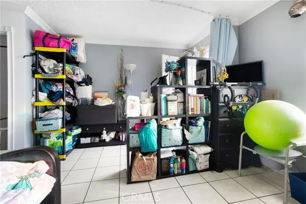 Santa Ana, CA 92706,1602 N King ST J1