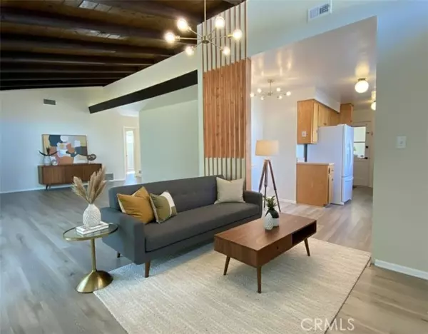 Winnetka, CA 91306,8026 Irondale AVE