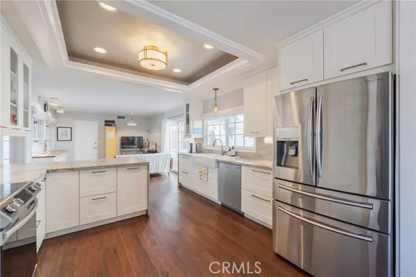 Huntington Beach, CA 92646,20582 Queens PARK