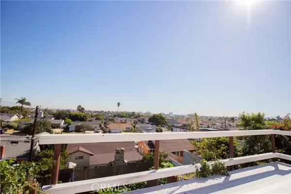 Redondo Beach, CA 90277,124 S Prospect