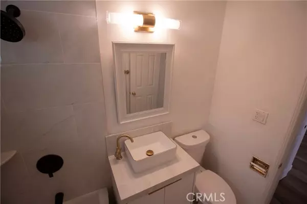 Redondo Beach, CA 90277,124 S Prospect