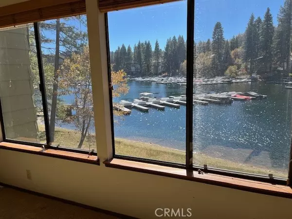 Lake Arrowhead, CA 92352,27721 Peninsula Drive #218