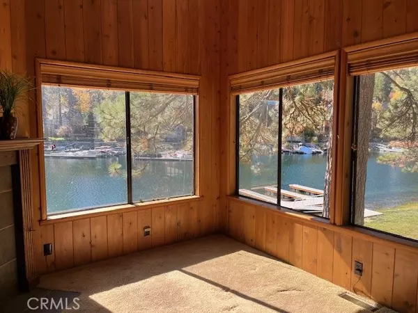 Lake Arrowhead, CA 92352,27721 Peninsula Drive #218