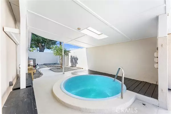 Anaheim, CA 92801,1028 N Mayflower