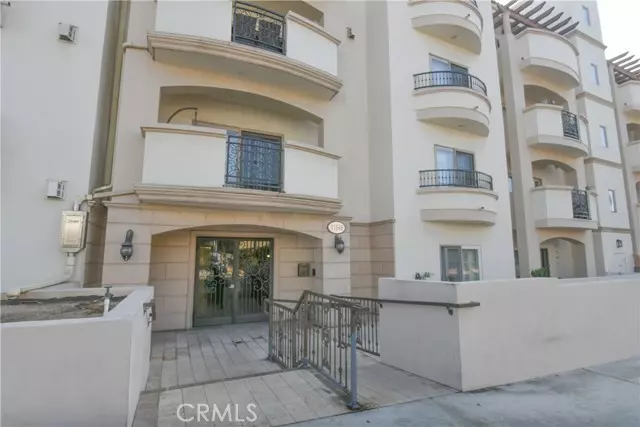 11848 Kiowa AVE PH1, Los Angeles, CA 90049