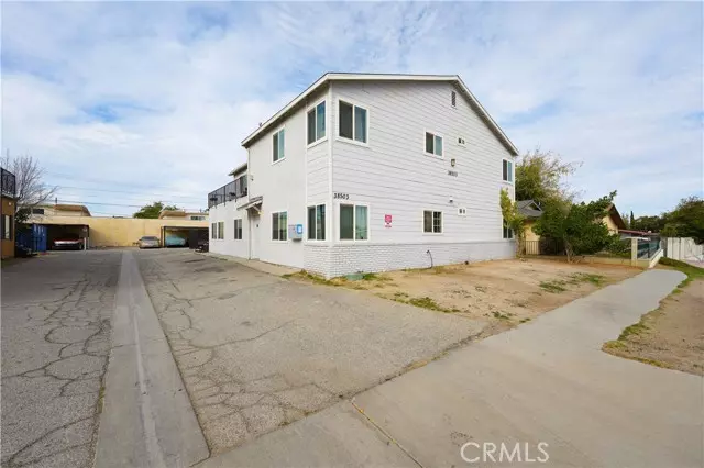 Palmdale, CA 93550,38503 Larkin AVE