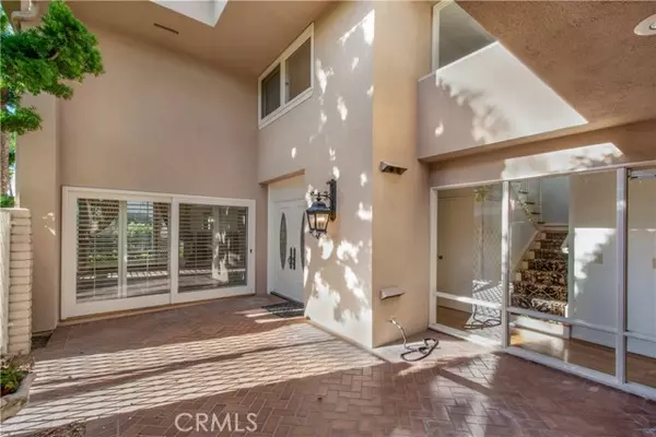 Newport Beach, CA 92663,200 Via Orvieto