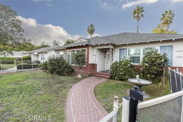 Van Nuys, CA 91406,15439 Hart ST