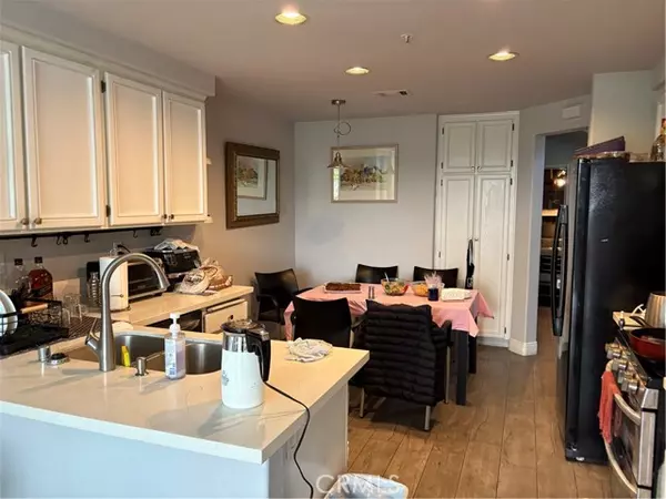 Mission Viejo, CA 92692,10 Bayonne