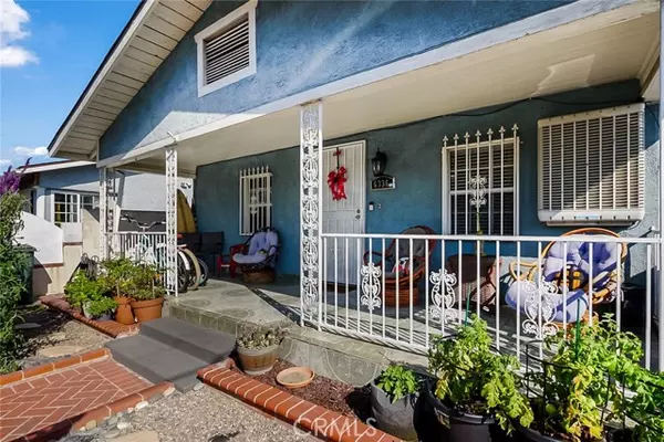 Bell, CA 90201,6336 Pala AVE