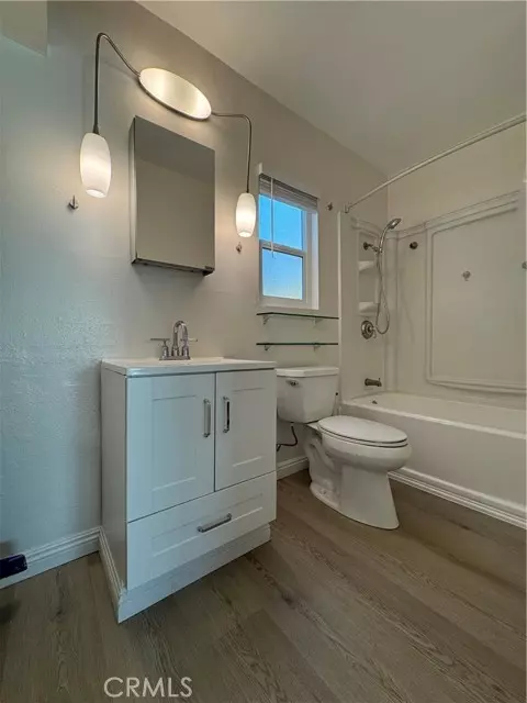 Pasadena, CA 91101,470 S Los Robles 17