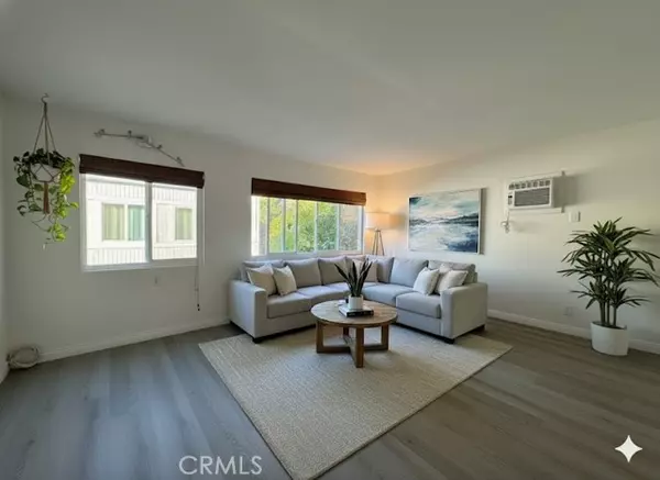 470 S Los Robles 17, Pasadena, CA 91101