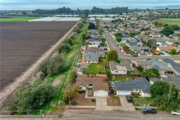 Arroyo Grande, CA 93420,848 Valley RD