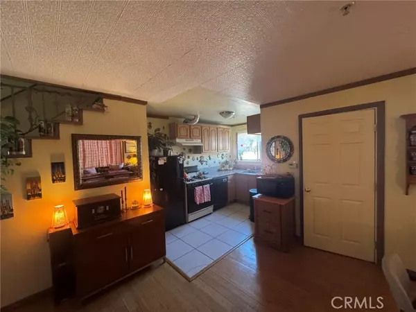 Burbank, CA 91505,428 N Hollywood WAY 202